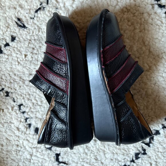 Spring Step Firefly burgundy black leather slip-on comfy shoes women's 38 [READ] - Picture 6 of 7